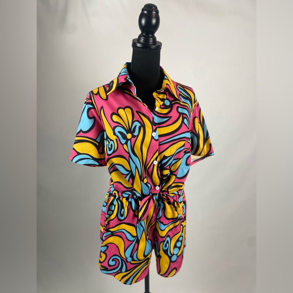 Matching Set SHEIN Pink Unity Allover Print Batwing Sleeve Blouse & Shorts